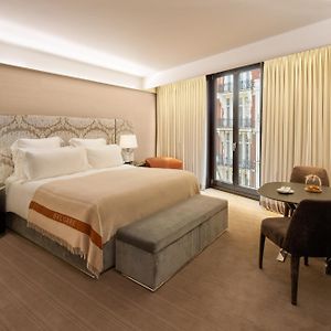 Deluxe Zimmer mit Kingsize-Bett